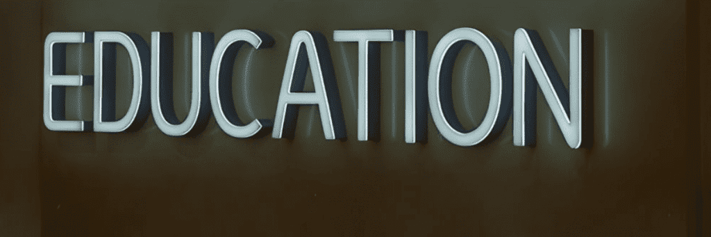 custom signage Dubai